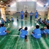 Alunos do projeto Lobinho Transformando Vidas recebem palestra sobre valores no esporte e vida em sociedade