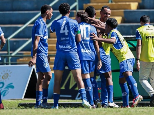 Dínamo estreia com vitória no Campeonato Mineiro Sub-17 e assume liderança do Grupo D