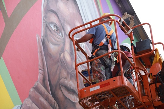 Memomural: ginásios prestam tributo artístico a personalidades de Araxá