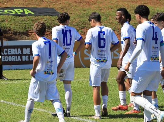 Sub-17 do Dínamo vence Patrocinense por 4 a 2 fora de casa, pelo Campeonato Mineiro